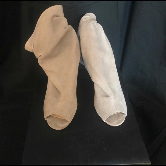 Chinese Laundry Shoes - Kristen Cavallari / Chinese Laundry Booties Size 9